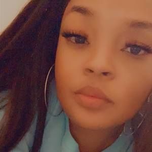 Meet your Posher, Imani